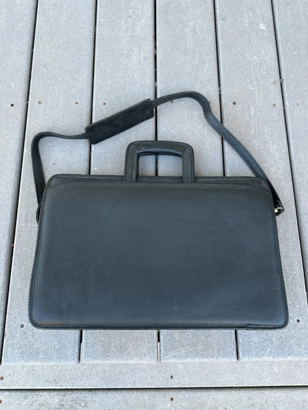 Jack George’s Leather Briefcase Black Removable Strap Excellent condition